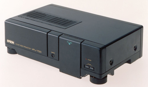 12_elso epson projector.jpg